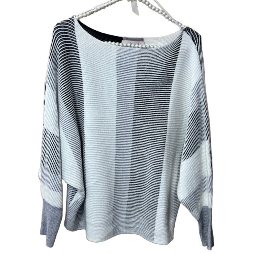 Rare Perfect NWOT philosophy 1X Batwing sweater